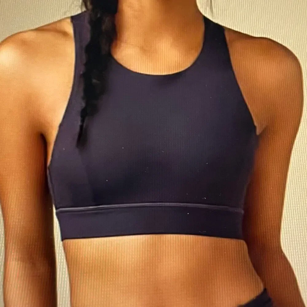 Lululemon Athletica Women's Fast and Free Y-Back Sports Bra in Black, Size 10